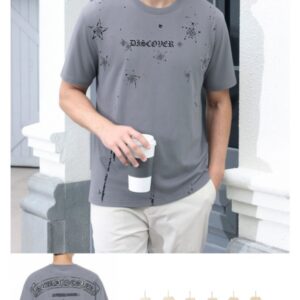 Remera - Discover Stars Gothic Print